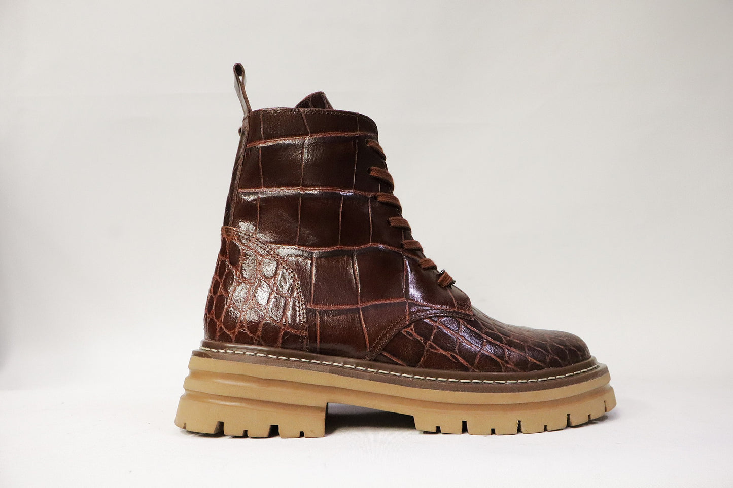 Dames Laarsje Croco Patroon Bruin Leer