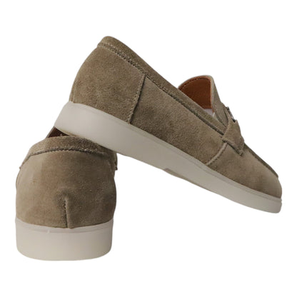 Heren Beige Suède Loafer met Metaal Detail en Lichte Zool