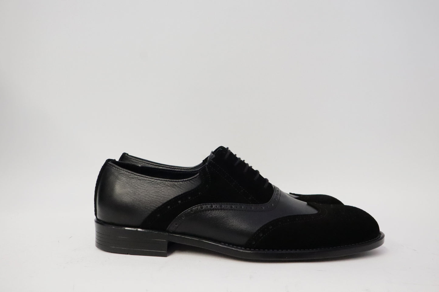 Heren veterschoen Spectrum laag zwart leer met zwarte suède